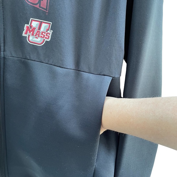 Adidas Umass Jacket size M - Picture 4 of 14